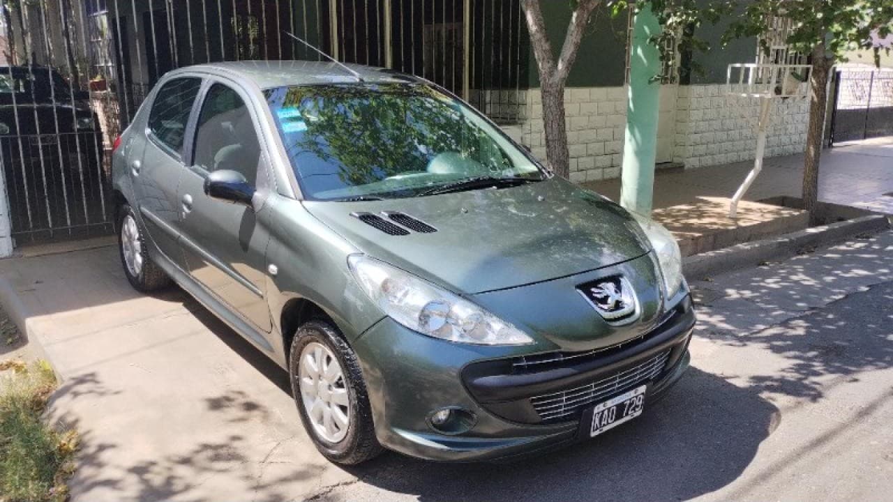 Peugeot 207 1.9 Aspirado Impecable 75000 Km